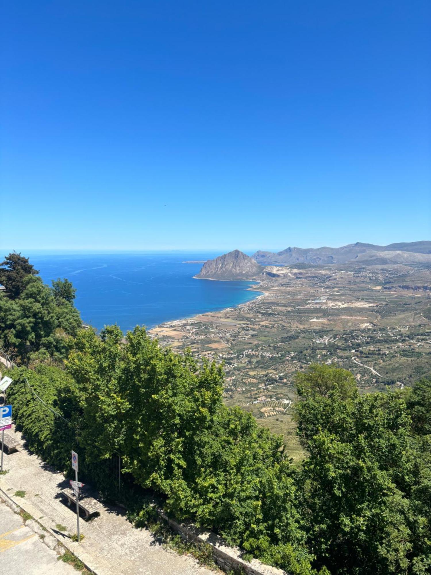 Dim Appartamenti Trapani Luaran gambar